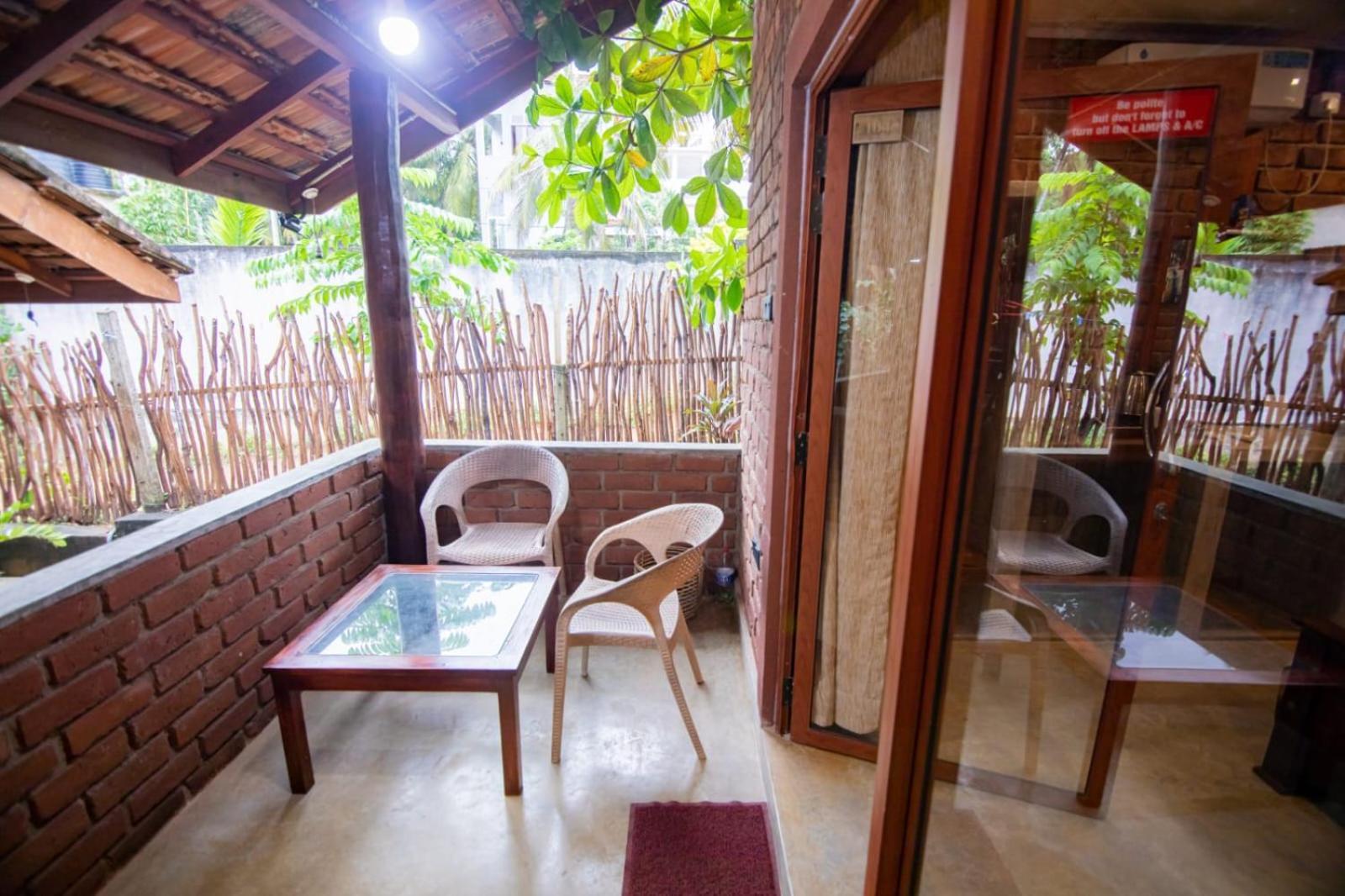 Hotel Click Hiriketiya Dikwella Sur Exterior foto