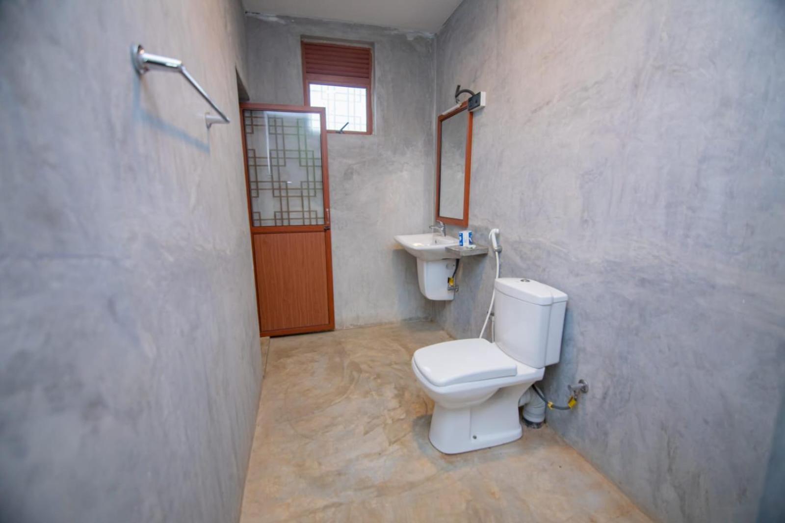 Hotel Click Hiriketiya Dikwella Sur Exterior foto